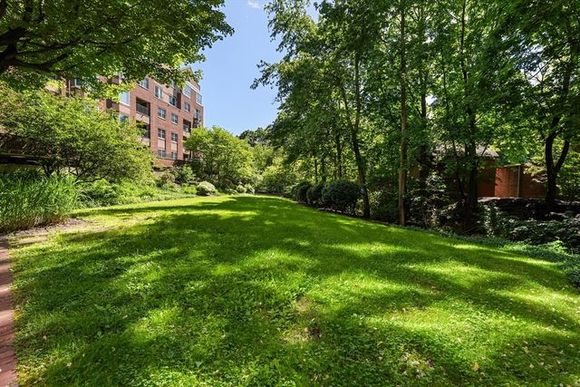 1 Watermill Place 516, Arlington, MA 02476