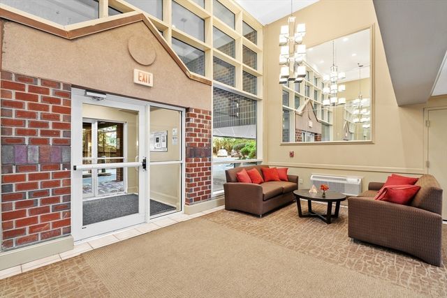 1 Watermill Place 516, Arlington, MA 02476