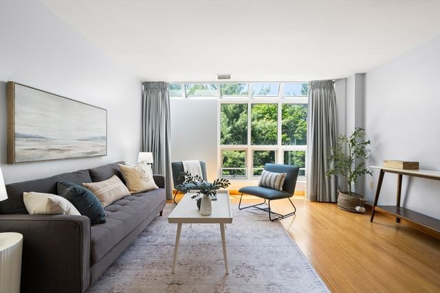 1 Watermill Place 516, Arlington, MA 02476