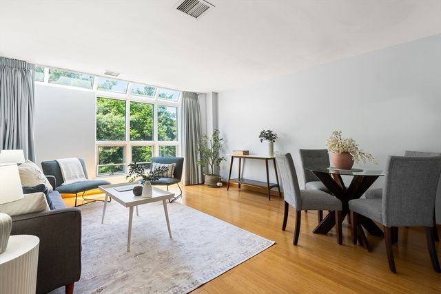 1 Watermill Place 516, Arlington, MA 02476