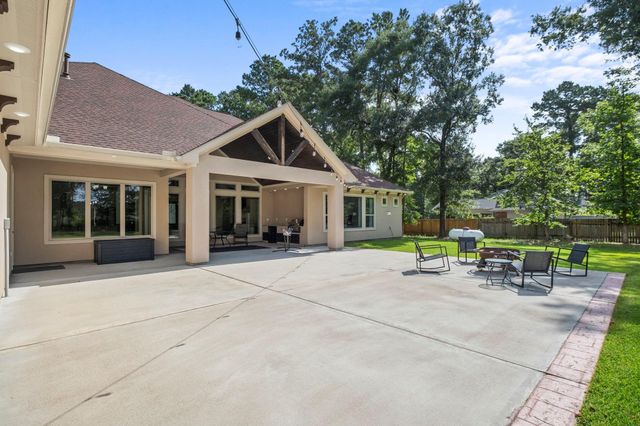 19522 Riverwalk Drive, Porter, TX 77365