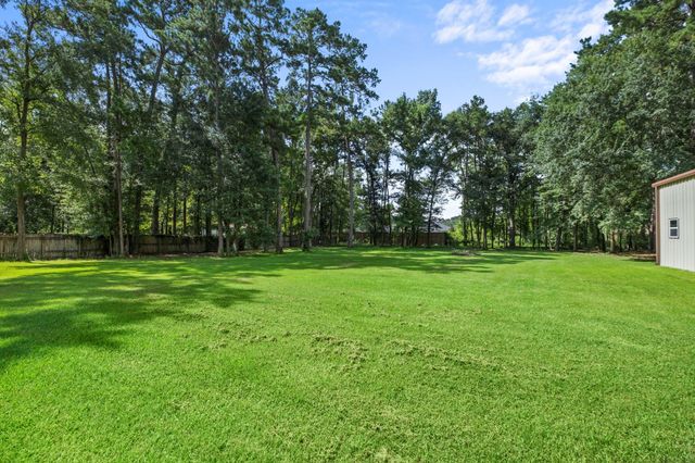19522 Riverwalk Drive, Porter, TX 77365