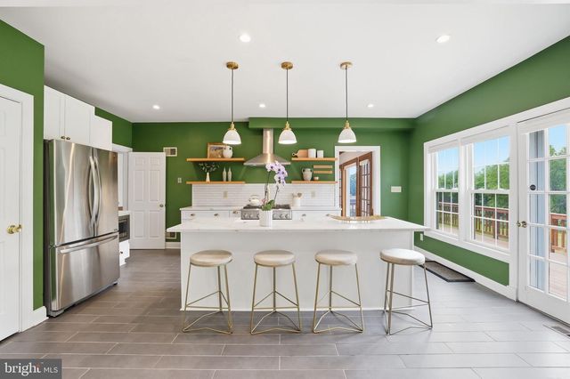 14200 WHITE WATER WAY, Gaithersburg, MD 20878