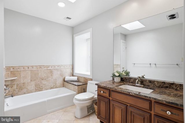 14200 WHITE WATER WAY, Gaithersburg, MD 20878
