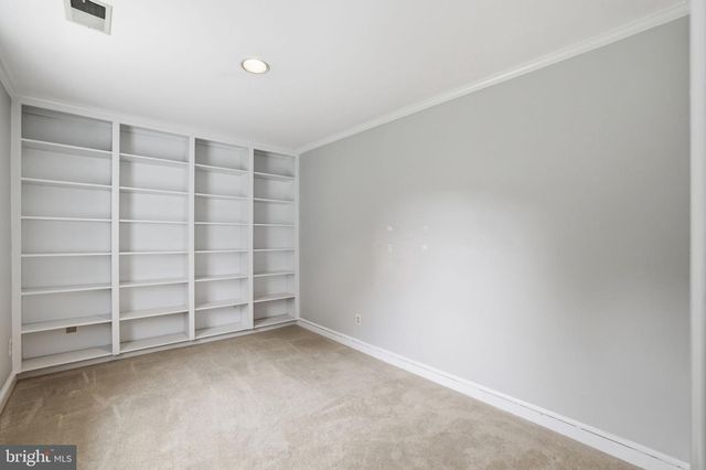 14200 WHITE WATER WAY, Gaithersburg, MD 20878