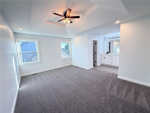 7115 N Corrington Avenue, Kansas City, MO 64119