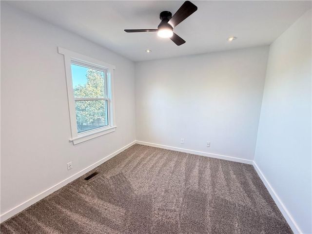 7115 N Corrington Avenue, Kansas City, MO 64119