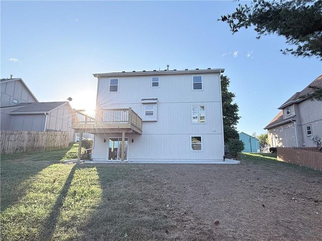 7115 N Corrington Avenue, Kansas City, MO 64119