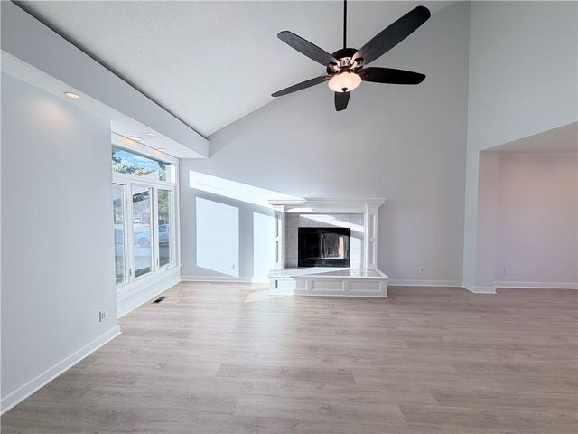 7115 N Corrington Avenue, Kansas City, MO 64119