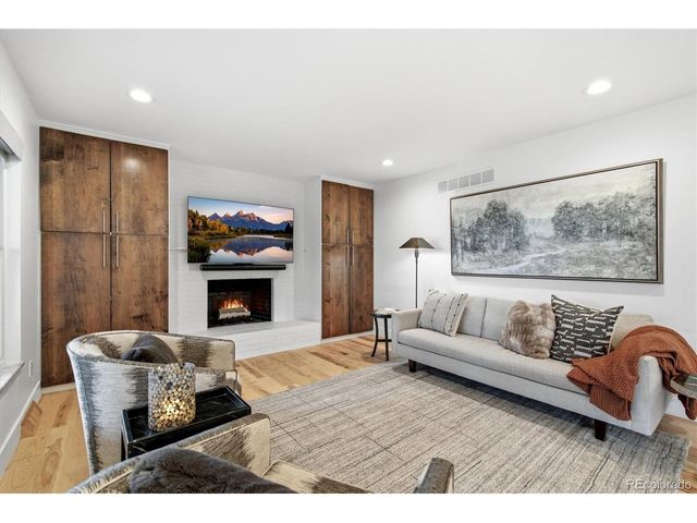 7371 S Madison Cir, Centennial, CO 80122