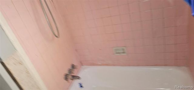 14290 Stansbury Street, Detroit, MI 48227