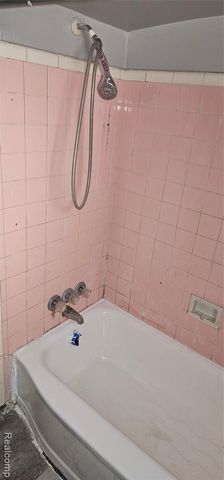 14290 Stansbury Street, Detroit, MI 48227