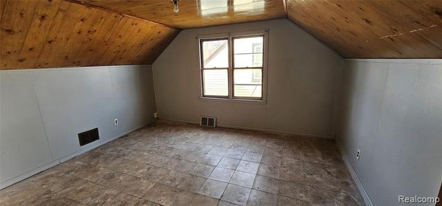 14290 Stansbury Street, Detroit, MI 48227