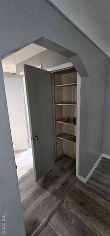 14290 Stansbury Street, Detroit, MI 48227