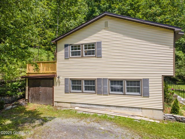 257 Lake Road, Cobleskill, NY 12043