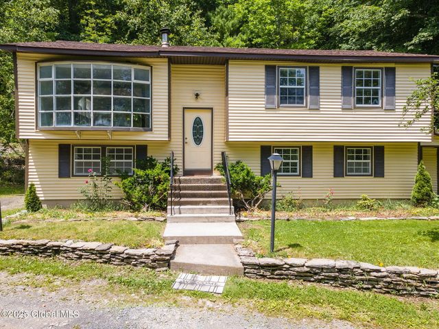 257 Lake Road, Cobleskill, NY 12043