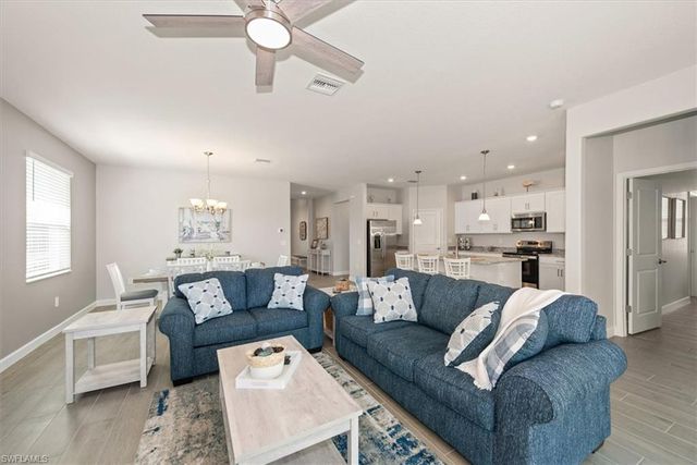 3061 Weston Manor DR, Alva, FL 33920