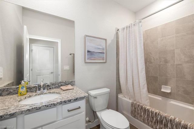 3061 Weston Manor DR, Alva, FL 33920