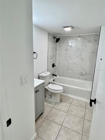 146 BOUNDARY BOULEVARD B102, Rotonda West, FL 33947