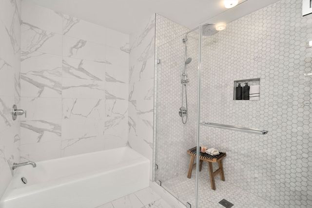 300 Pier 4 Blvd 6D, Boston, MA 02110