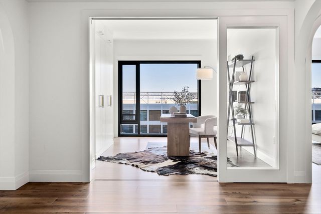 300 Pier 4 Blvd 6D, Boston, MA 02110