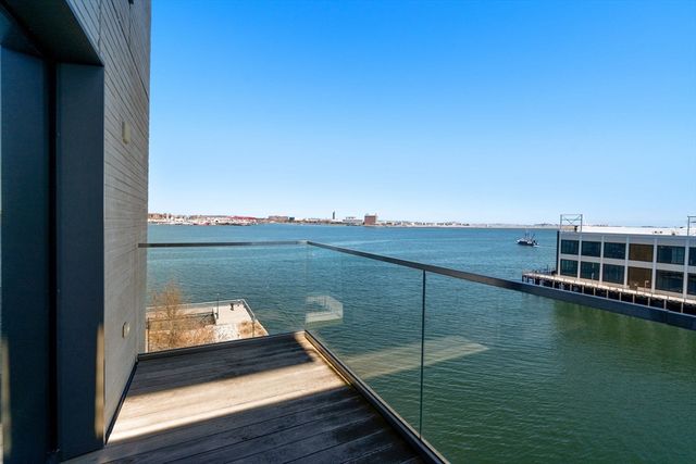 300 Pier 4 Blvd 6D, Boston, MA 02110