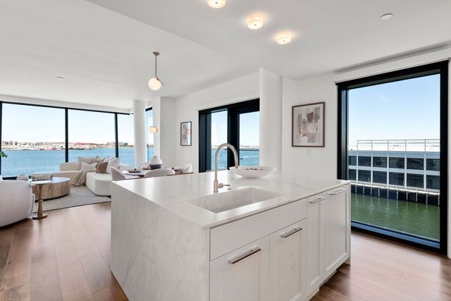 300 Pier 4 Blvd 6D, Boston, MA 02110