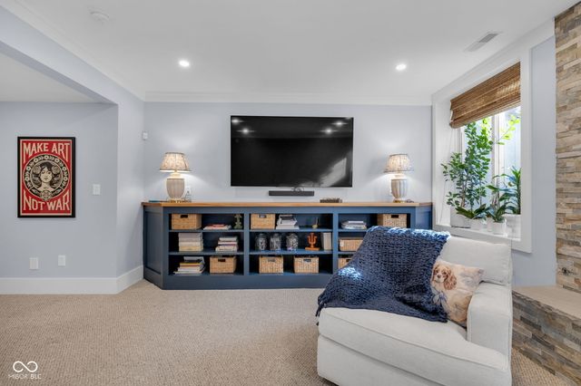 1464 N New Jersey Street, Indianapolis, IN 46202