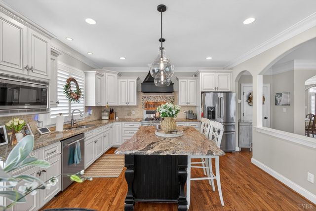 101 McKenna Circle, Lynchburg, VA 24503