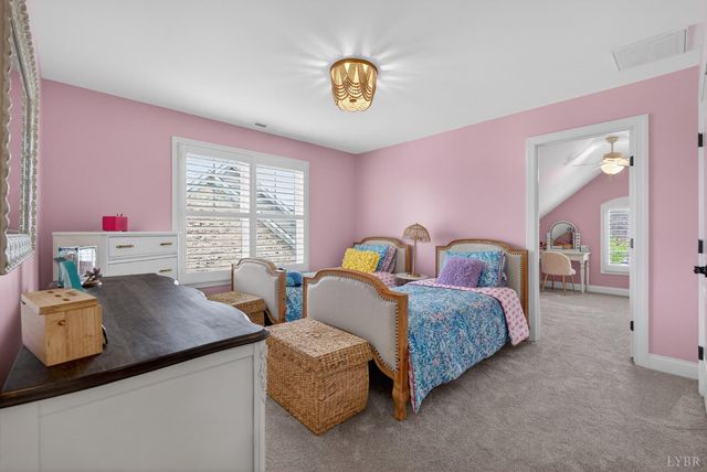 101 McKenna Circle, Lynchburg, VA 24503