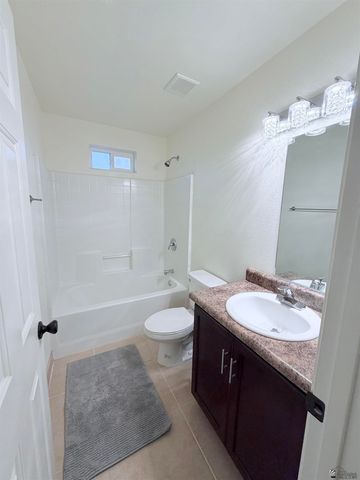 3670 E Los Olivos Dr, San Luis, AZ 85336