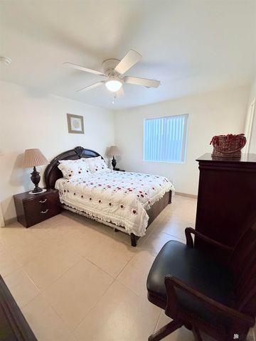 3670 E Los Olivos Dr, San Luis, AZ 85336