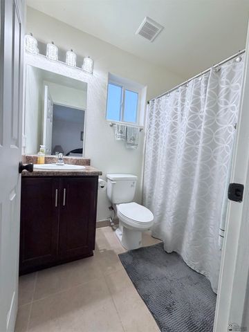 3670 E Los Olivos Dr, San Luis, AZ 85336