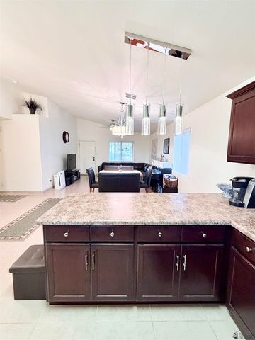 3670 E Los Olivos Dr, San Luis, AZ 85336