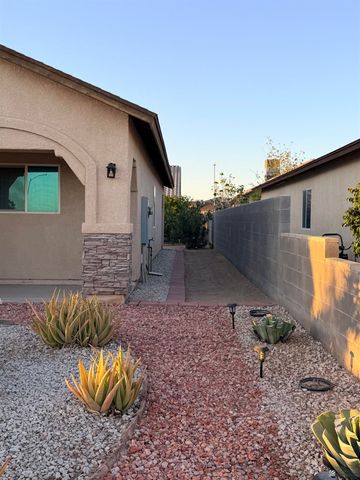 3670 E Los Olivos Dr, San Luis, AZ 85336
