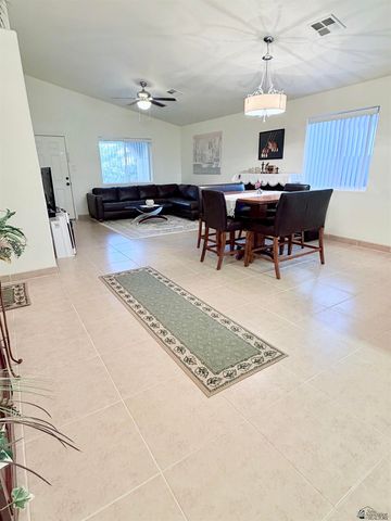 3670 E Los Olivos Dr, San Luis, AZ 85336