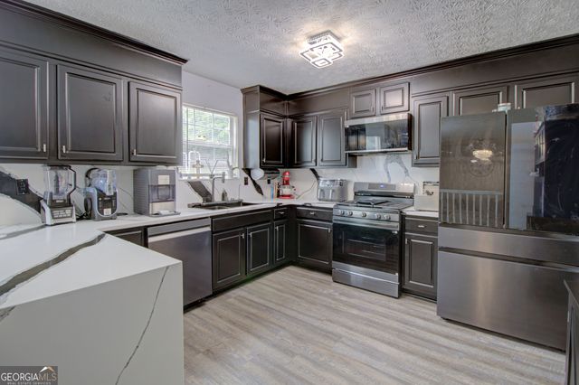 371 Callaway Lane, Conyers, GA 30012