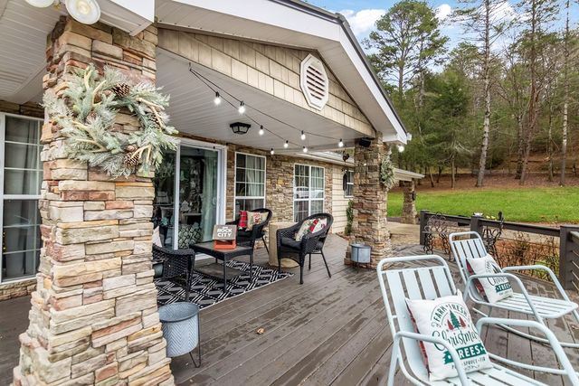 960 Coles Crossing Road, Mineral Bluff, GA 30559