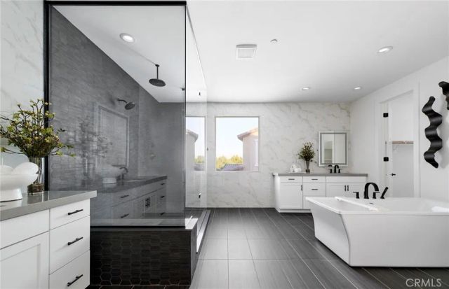 12828 Yountville, Riverside, CA 92503