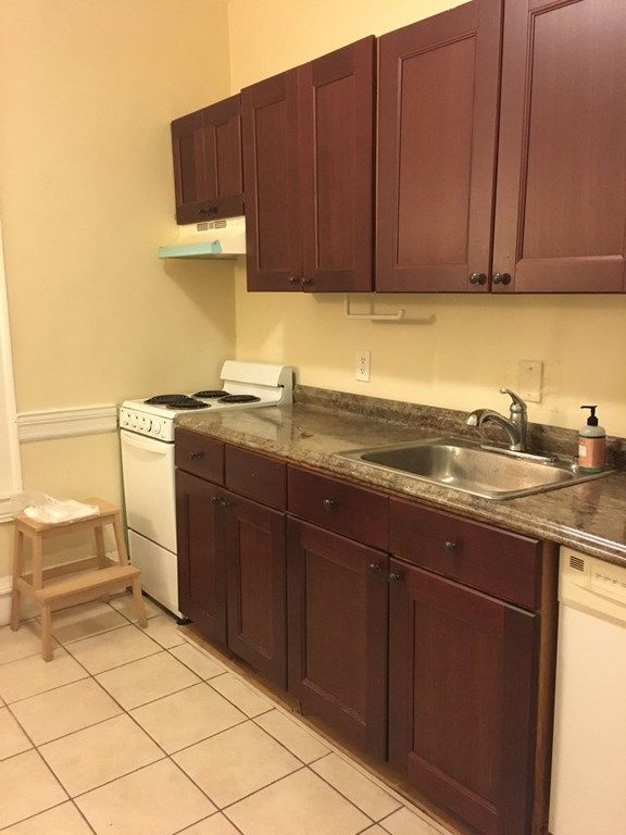 1091 Boylston St 41, Boston, MA 02215