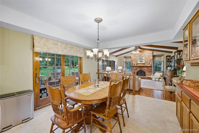 4735 Bentley Drive, Troy, MI 48098