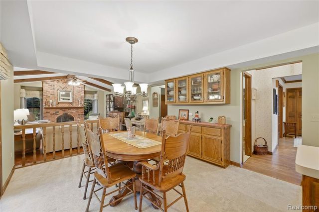 4735 Bentley Drive, Troy, MI 48098