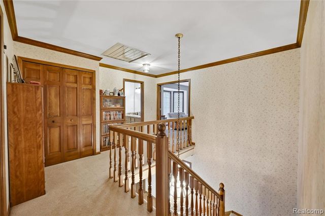 4735 Bentley Drive, Troy, MI 48098