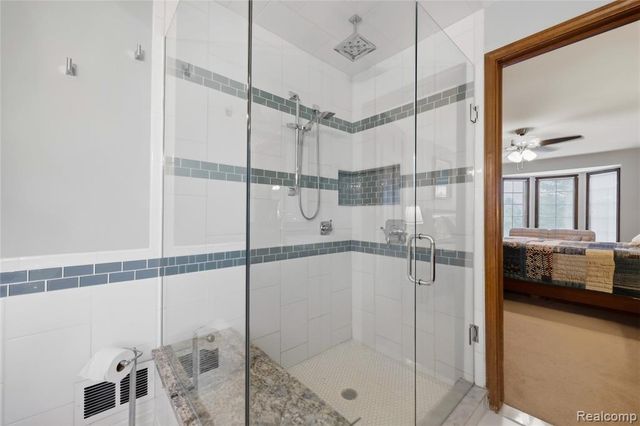 4735 Bentley Drive, Troy, MI 48098