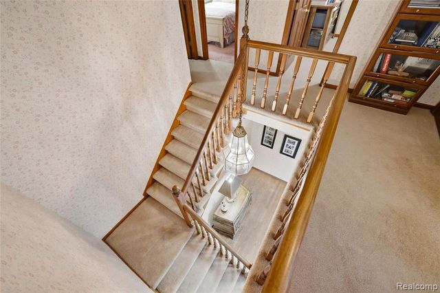 4735 Bentley Drive, Troy, MI 48098