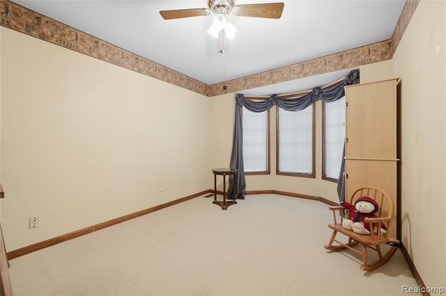4735 Bentley Drive, Troy, MI 48098