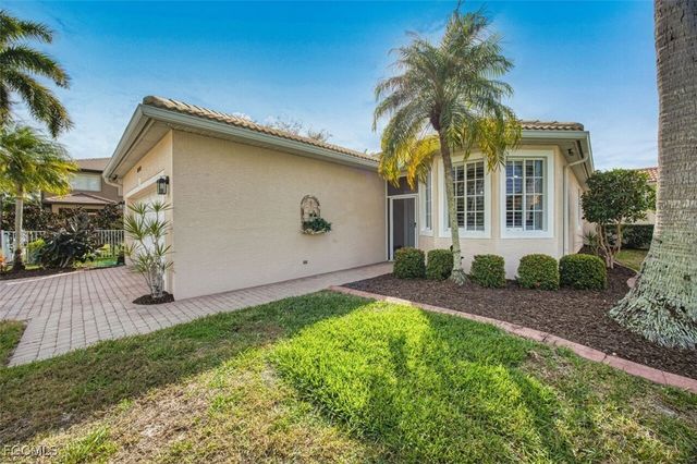 7905 Summer Lake CT, Fort Myers, FL 33907