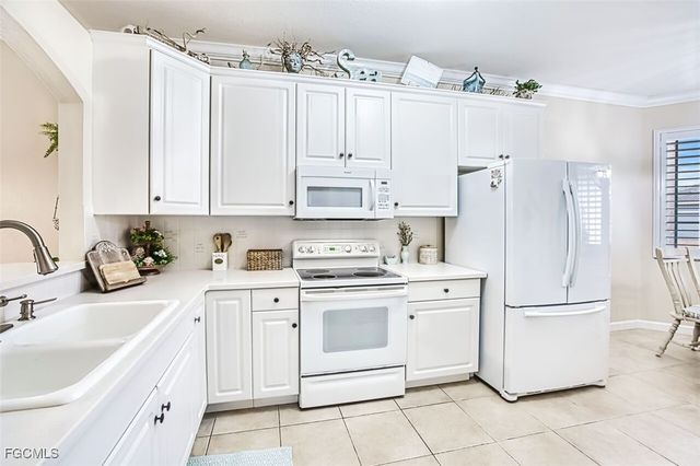 7905 Summer Lake CT, Fort Myers, FL 33907