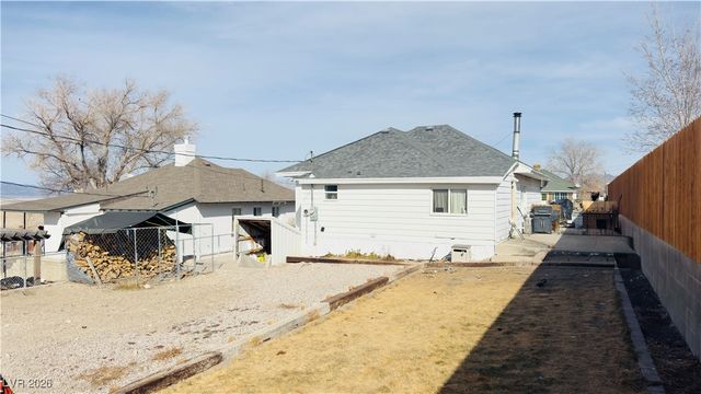 9 Avenue B, Mcgill, NV 89318
