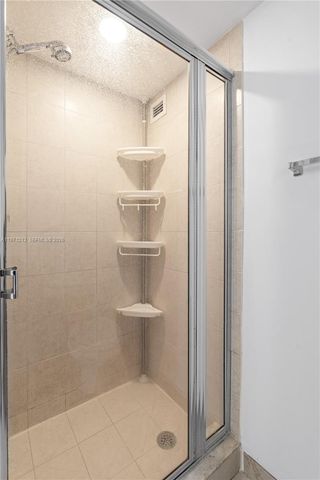 5600 Collins Ave 16Y, Miami Beach, FL 33140